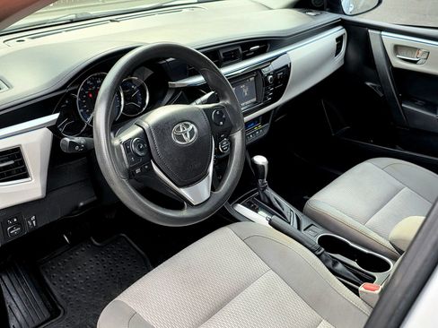 Used 2014 Toyota Corolla LE FWD image 20