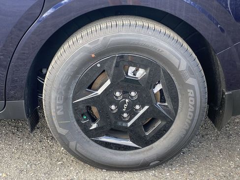 New 2026 Kia Carnival LXS image 31