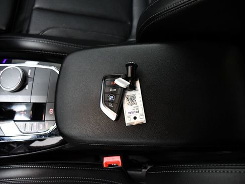 Used 2023 BMW X4 xDrive30i w/ Premium Package image 24