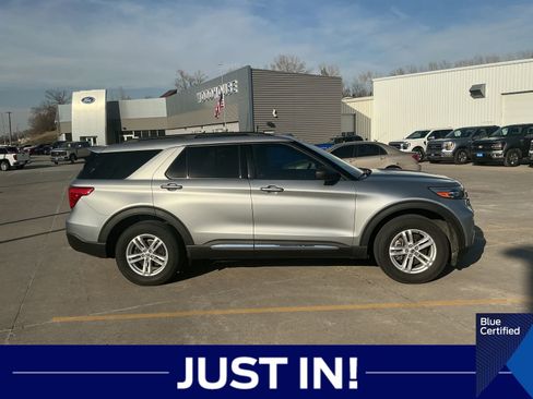 Certified 2020 Ford Explorer XLT w/ Equipment Group 202A AWD/4WD image 3