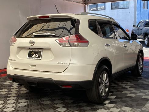 Used 2015 Nissan Rogue SV w/ SV Premium Package AWD/4WD image 6