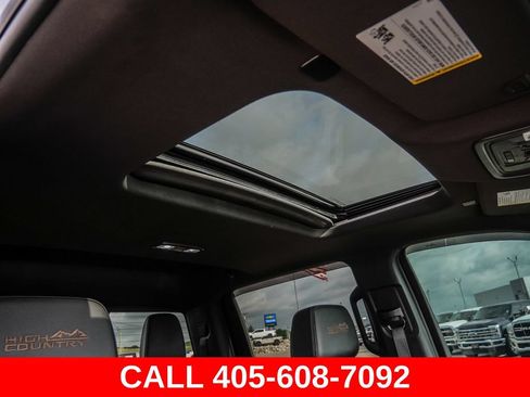 Used 2024 Chevrolet Silverado 2500 High Country w/ High Country Premium Package AWD/4WD image 20