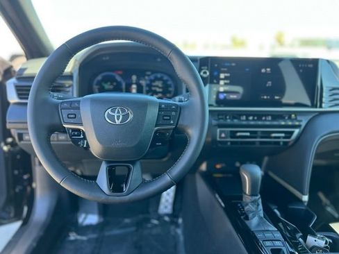 Used 2026 Toyota Camry XSE FWD image 13