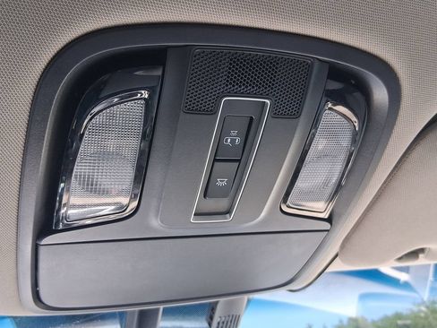 Used 2019 Kia Sorento FWD w/ Option Group 020 image 21