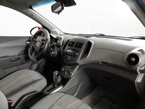 Used 2012 Chevrolet Sonic LT image 25