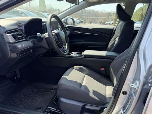 Used 2025 Toyota Camry LE image 16
