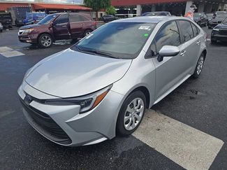Used 2025 Toyota Corolla LE FWD video 1