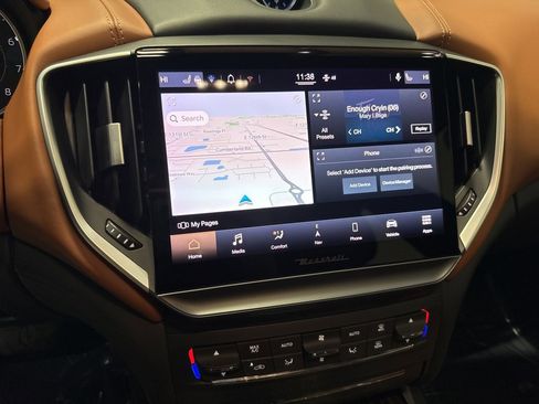 Used 2021 Maserati Ghibli S GranLusso image 26