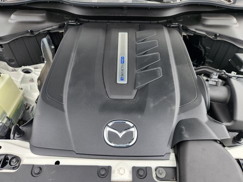 Certified 2024 MAZDA CX-90 Plug-In Hybrid w/ Preferred AWD/4WD image 19