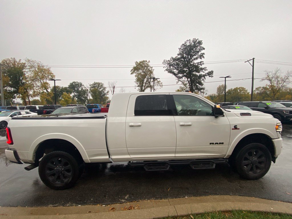 Used 2019 RAM 2500 Laramie w/ Night Edition AWD/4WD image 4
