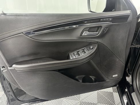 Used 2017 Chevrolet Impala Premier w/ Enhanced Convenience Package image 21