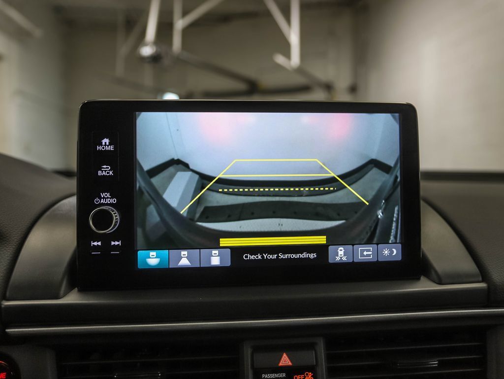 Used 2023 Honda Pilot Touring image 18