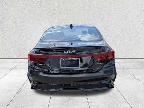 Used 2024 Kia Forte GT-Line w/ GT-Line Premium Package FWD image 4
