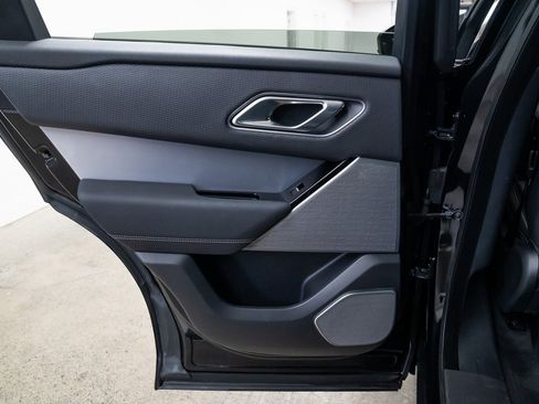 Used 2023 Land Rover Range Rover Velar HST image 19