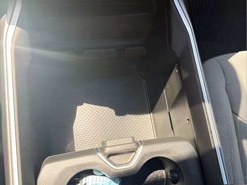 Used 2022 RAM 1500 Lone Star RWD image 24