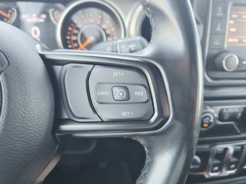 Used 2020 Jeep Wrangler Sport AWD/4WD image 24