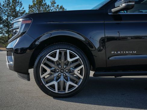 New 2026 Ford Expedition Platinum w/ Platinum Ultimate Package image 10