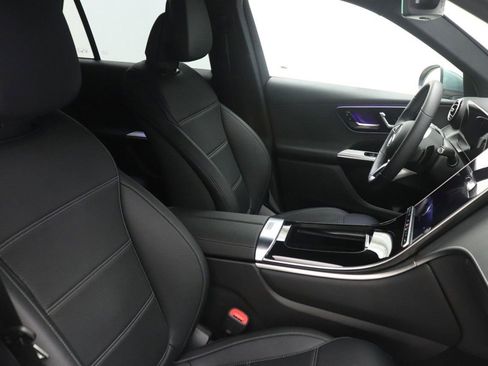 Certified 2026 Mercedes-Benz GLC 300 image 30