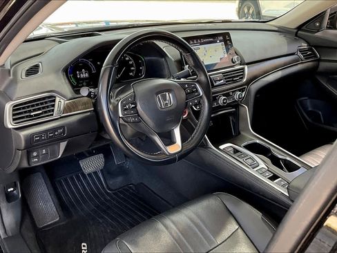 Used 2022 Honda Accord Touring image 18