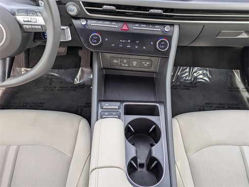 Certified 2025 Hyundai Sonata SEL image 17