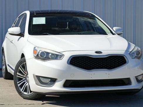 Used 2014 Kia Cadenza Premium w/ Luxury Package image 2
