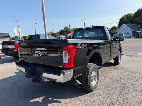 Used 2017 Ford F250 XL w/ Power Equipment Group AWD/4WD image 5