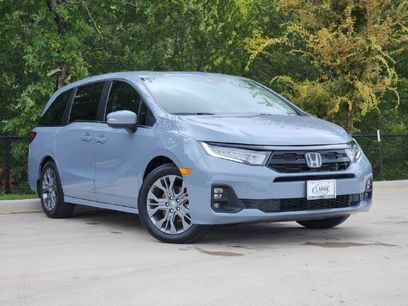 Used 2025 Honda Odyssey Touring