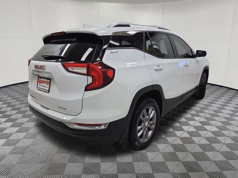 Used 2023 GMC Terrain SLT w/ Tech Package AWD/4WD image 4