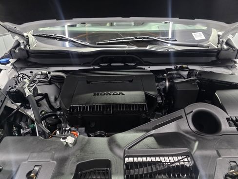 Used 2025 Honda Pilot Elite image 22