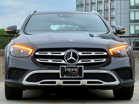 Used 2023 Mercedes-Benz E 450 4MATIC All-Terrain Wagon image 3
