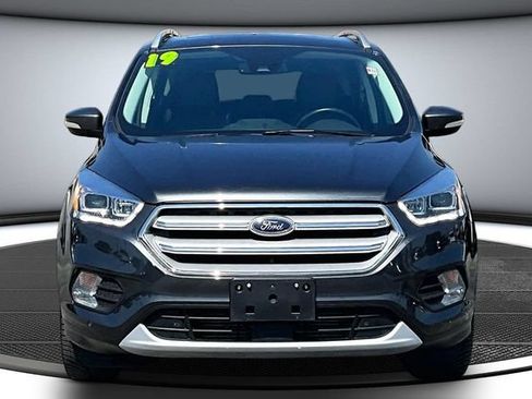 Used 2019 Ford Escape Titanium AWD/4WD image 2