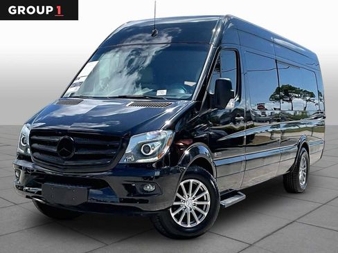 Used 2017 Mercedes-Benz Sprinter 3500 image 1
