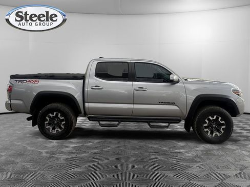 Used 2020 Toyota Tacoma TRD Off-Road image 6
