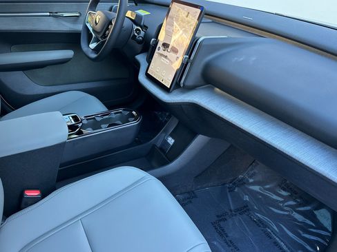 New 2026 Volvo EX30 Plus w/ Climate Package image 13