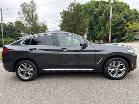 Used 2024 BMW X4 xDrive30i AWD/4WD image 8