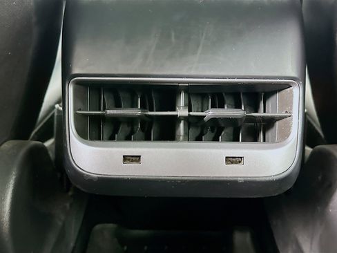 Used 2019 Tesla Model 3 Long Range image 25