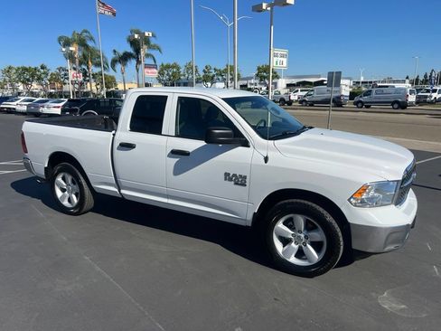 Used 2024 RAM 1500 Classic SLT AWD/4WD image 12