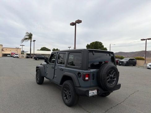 Used 2024 Jeep Wrangler Unlimited Sport AWD/4WD image 8