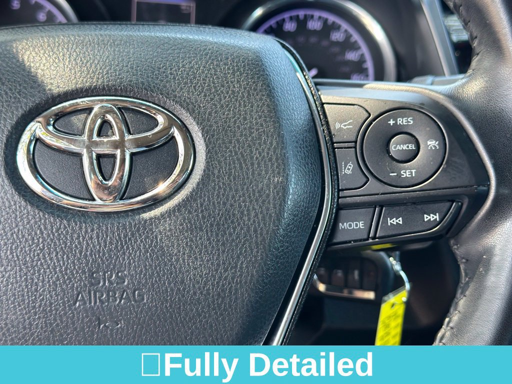 Used 2020 Toyota Camry SE FWD image 20