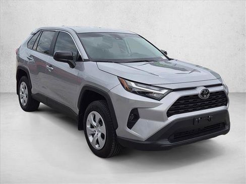 Used 2025 Toyota RAV4 LE FWD image 3