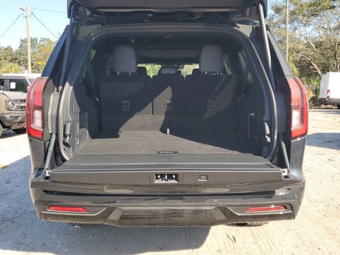 New 2025 Ford Expedition Max Platinum w/ Stealth Appearance Package image 9