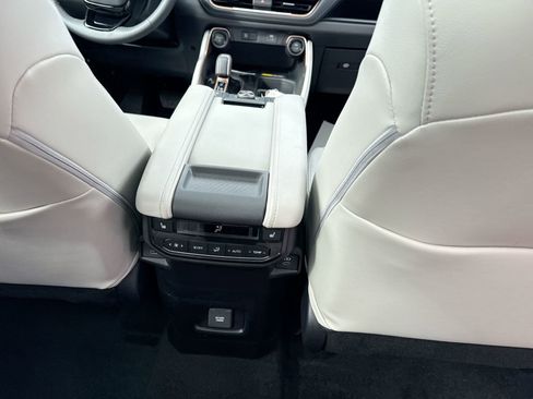 Certified 2026 Toyota Grand Highlander AWD Hybrid image 22