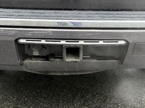 Used 2018 Chevrolet Tahoe Premier image 16