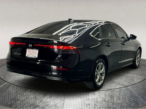 Used 2025 Honda Accord LX image 8