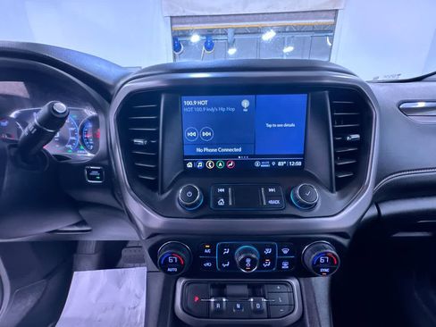 Used 2023 GMC Acadia AT4 w/ Technology Package AWD/4WD image 23