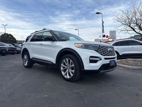Certified 2023 Ford Explorer Platinum w/ Technology Package image 1