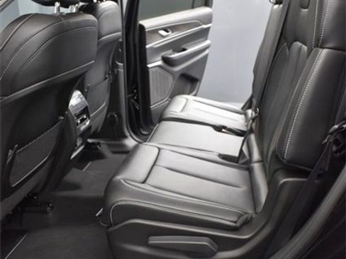 Used 2025 Jeep Grand Cherokee L Limited w/ Trailer Tow Package image 10