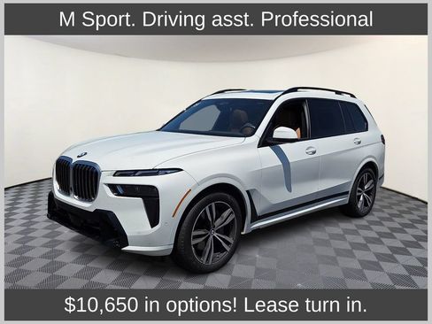Used 2025 BMW X7 xDrive40i w/ M Sport Package AWD/4WD image 1