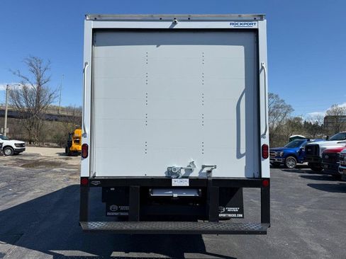 New 2027 Ford E-350 and Econoline 350 Super Duty w/ Power Equipment Group image 5