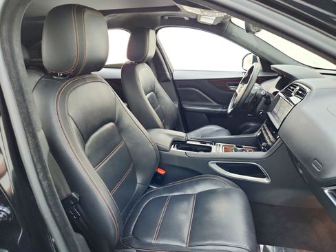 Used 2019 Jaguar F-PACE Prestige AWD/4WD image 30